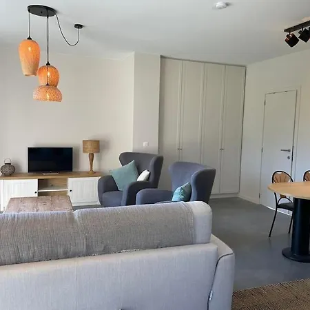 Le Petit Paradis * Esquelmes